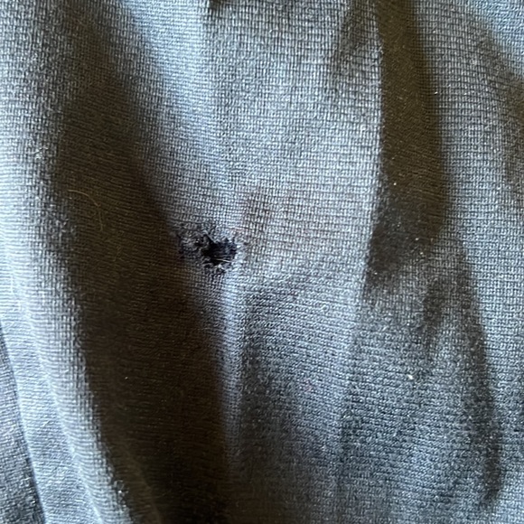 Under armor, large boys pants with snap bottom - Picture 3 of 3